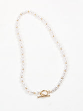 Romance Peral Lariat Necklace