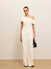 Mid-Waist Pocket Detail Pants