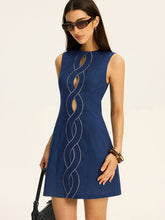 Linen & Cotton Cut-Out Contrast-Stitch Mini Dress