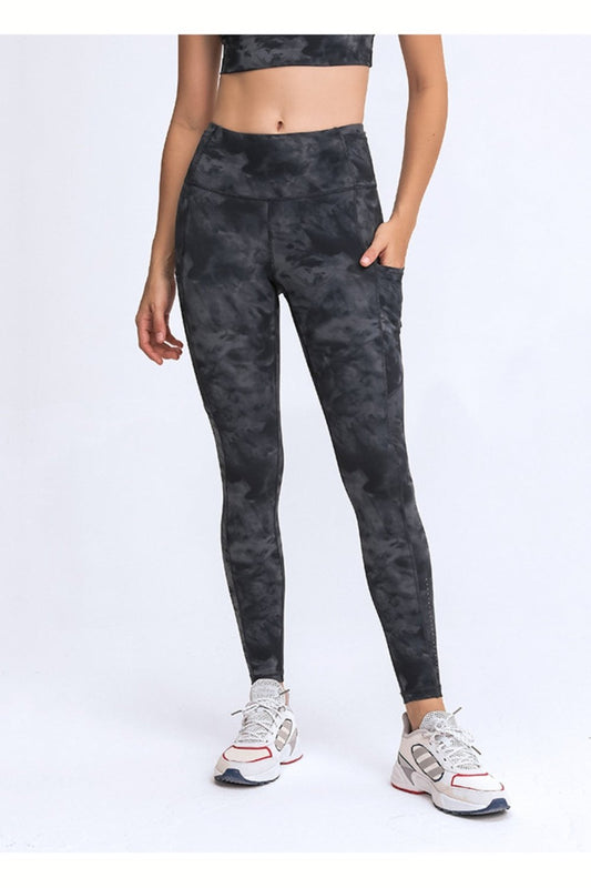 Wide Waistband Leggings with Pockets