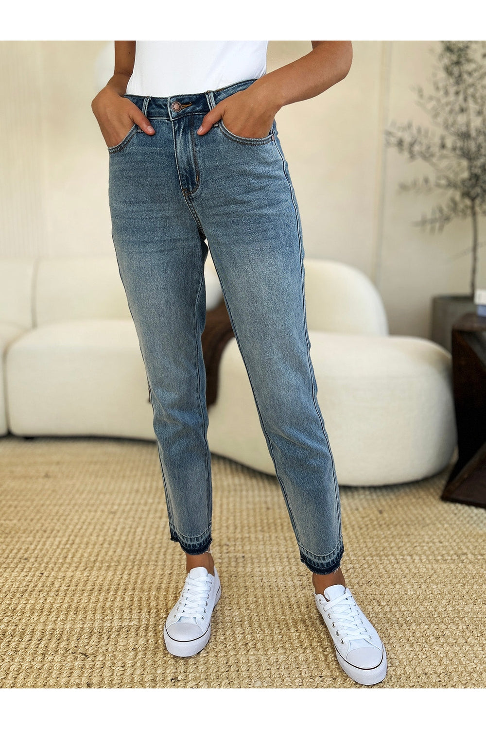 Judy Blue Full Size Mid Rise Rigid Magic Release Hem Jeans