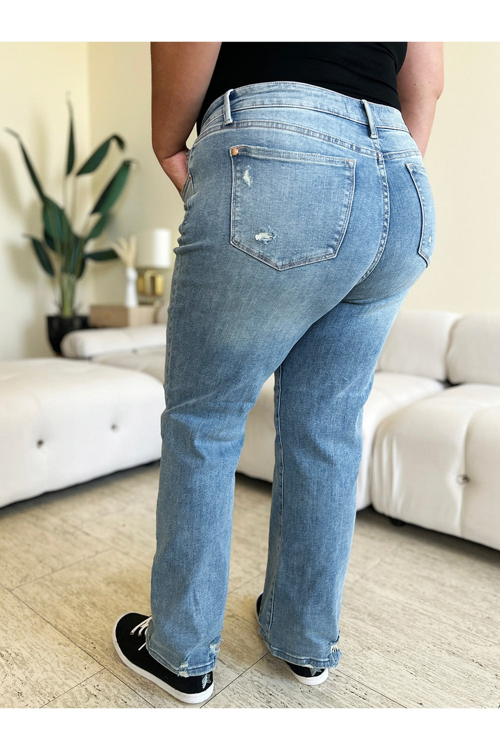 Judy Blue Full Size Mid Rise Distressed Straight Jeans