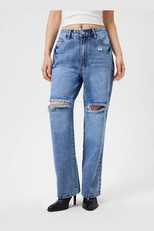 Distressed Jeans with Pockets