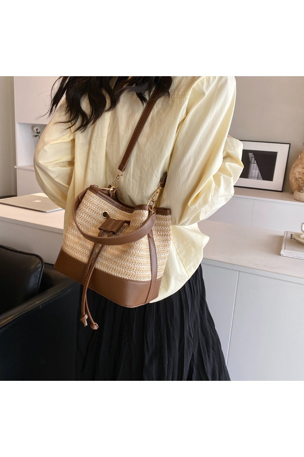 Straw Braided Shoulder Bag