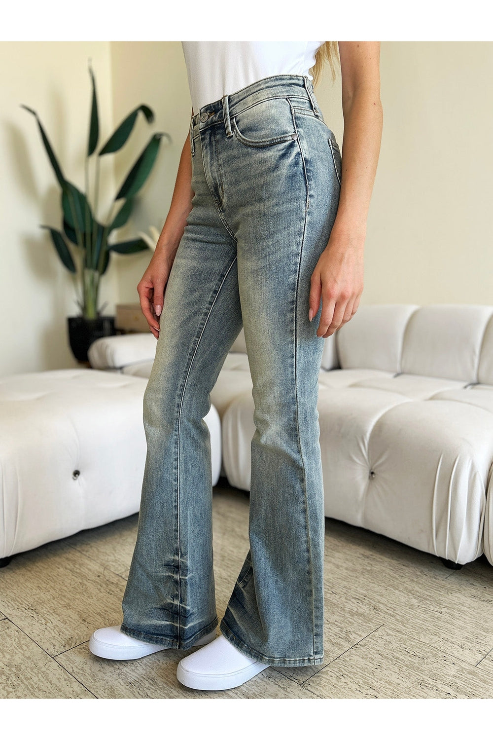 Judy Blue Full Size Mid Rise Flare Jeans