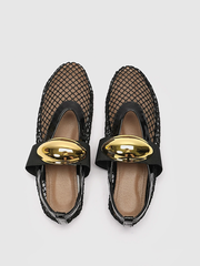 Mesh Design Shoes With Golden Accent