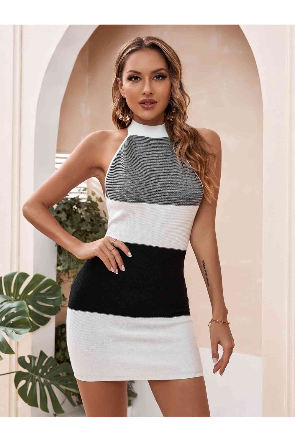 Color Block Halter Neck Knit Dress