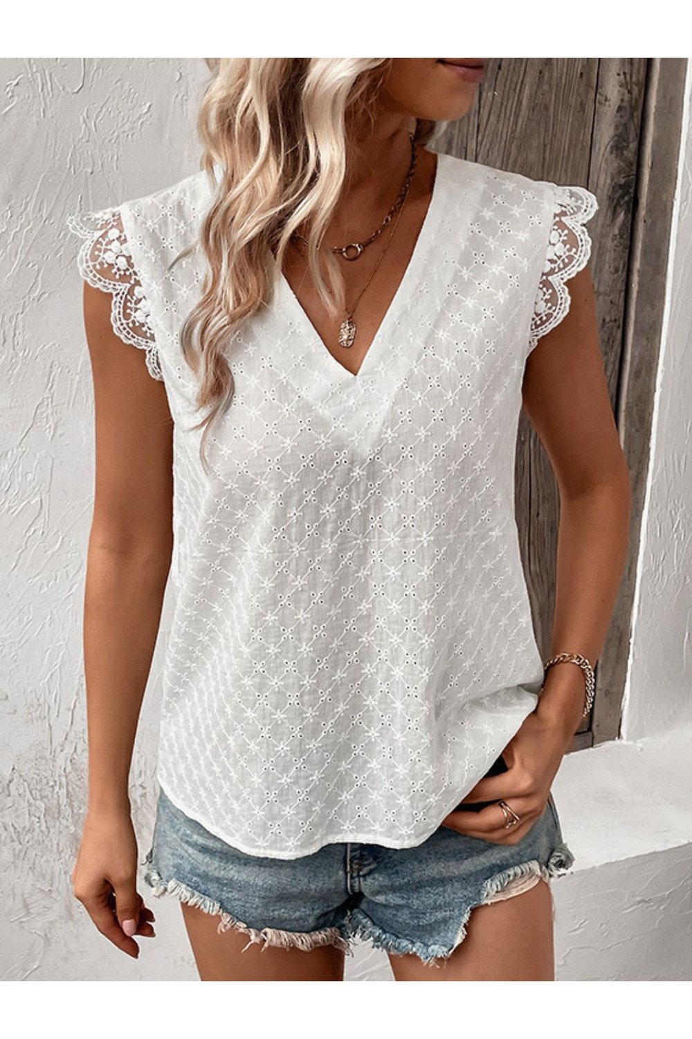 V-Neck Cap Sleeve Spliced Lace Top