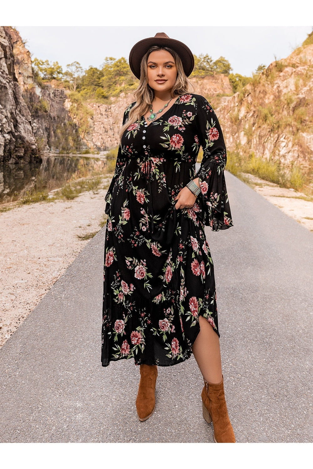 Plus Size Floral Flare Sleeve Dress