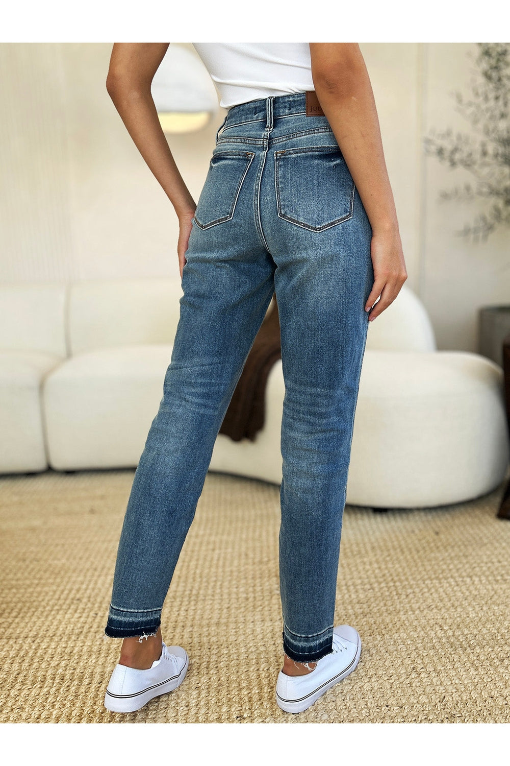 Judy Blue Full Size Mid Rise Rigid Magic Release Hem Jeans