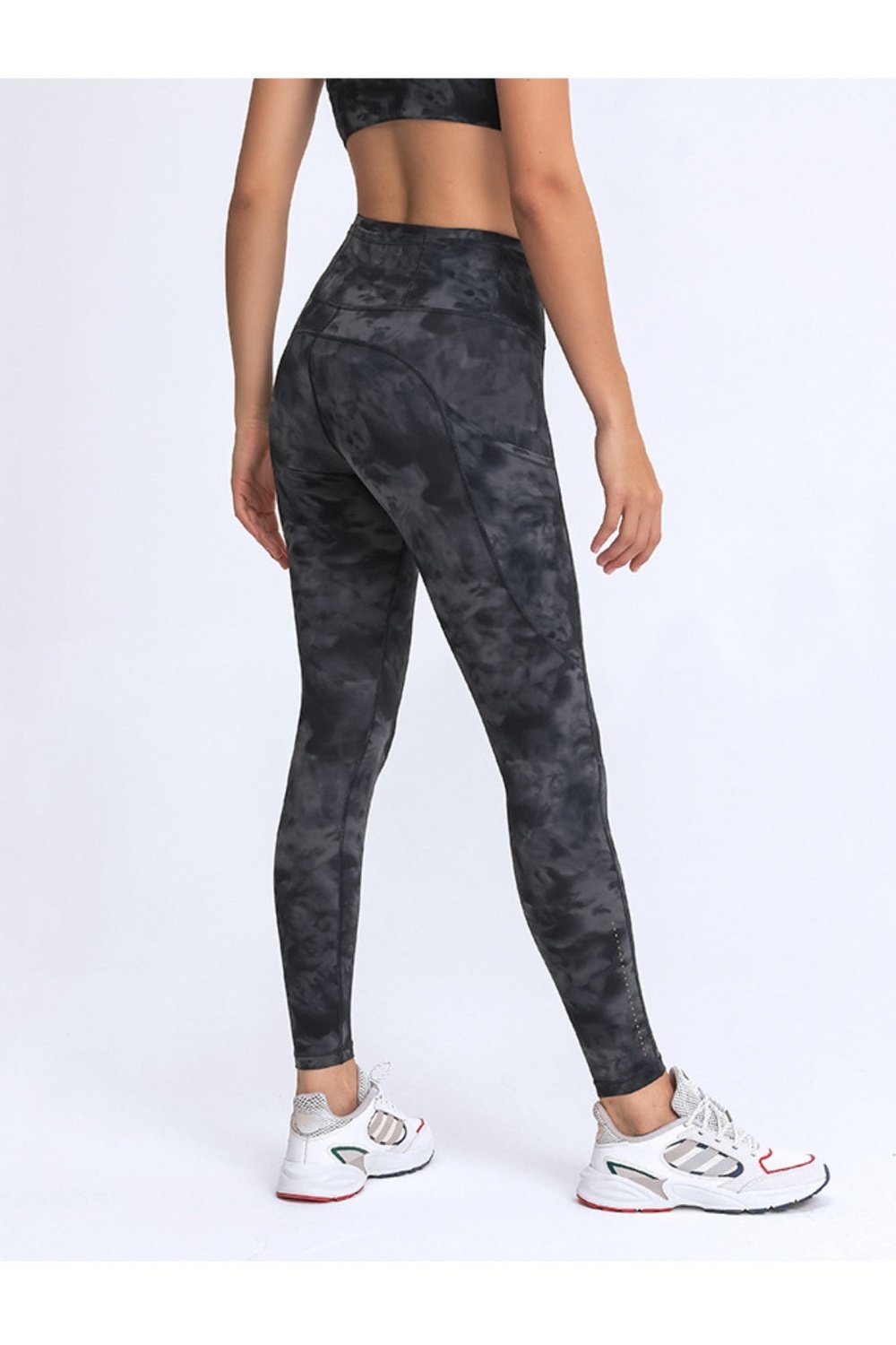 Wide Waistband Leggings with Pockets