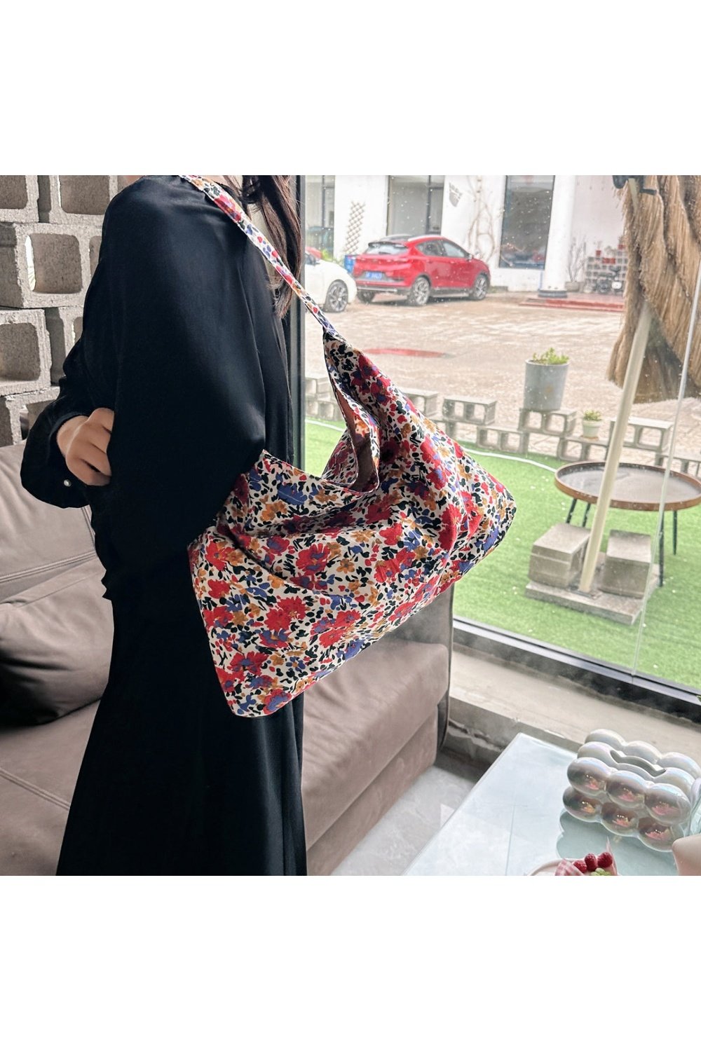 Printed Medium Shoulder Bag